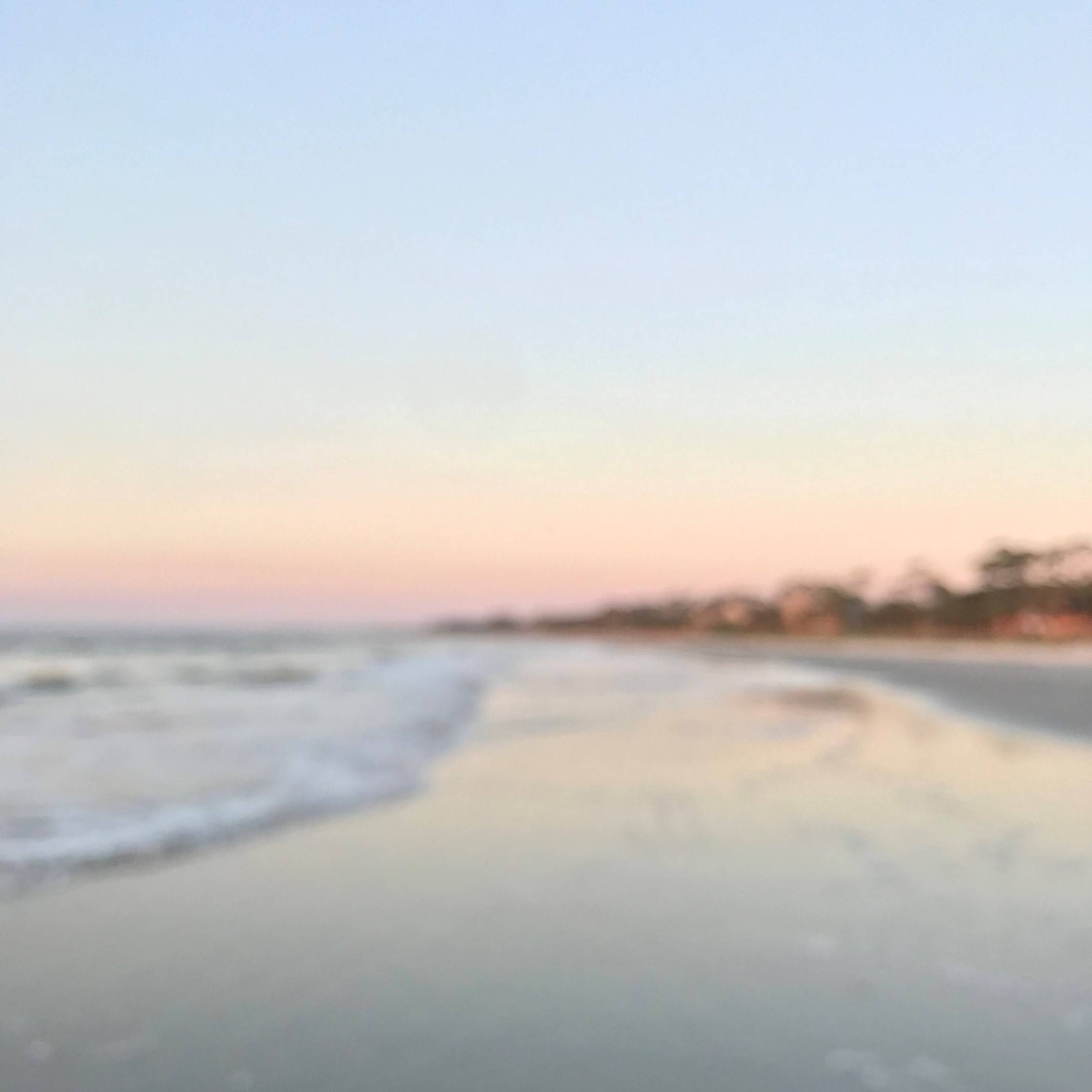 blurry beach image